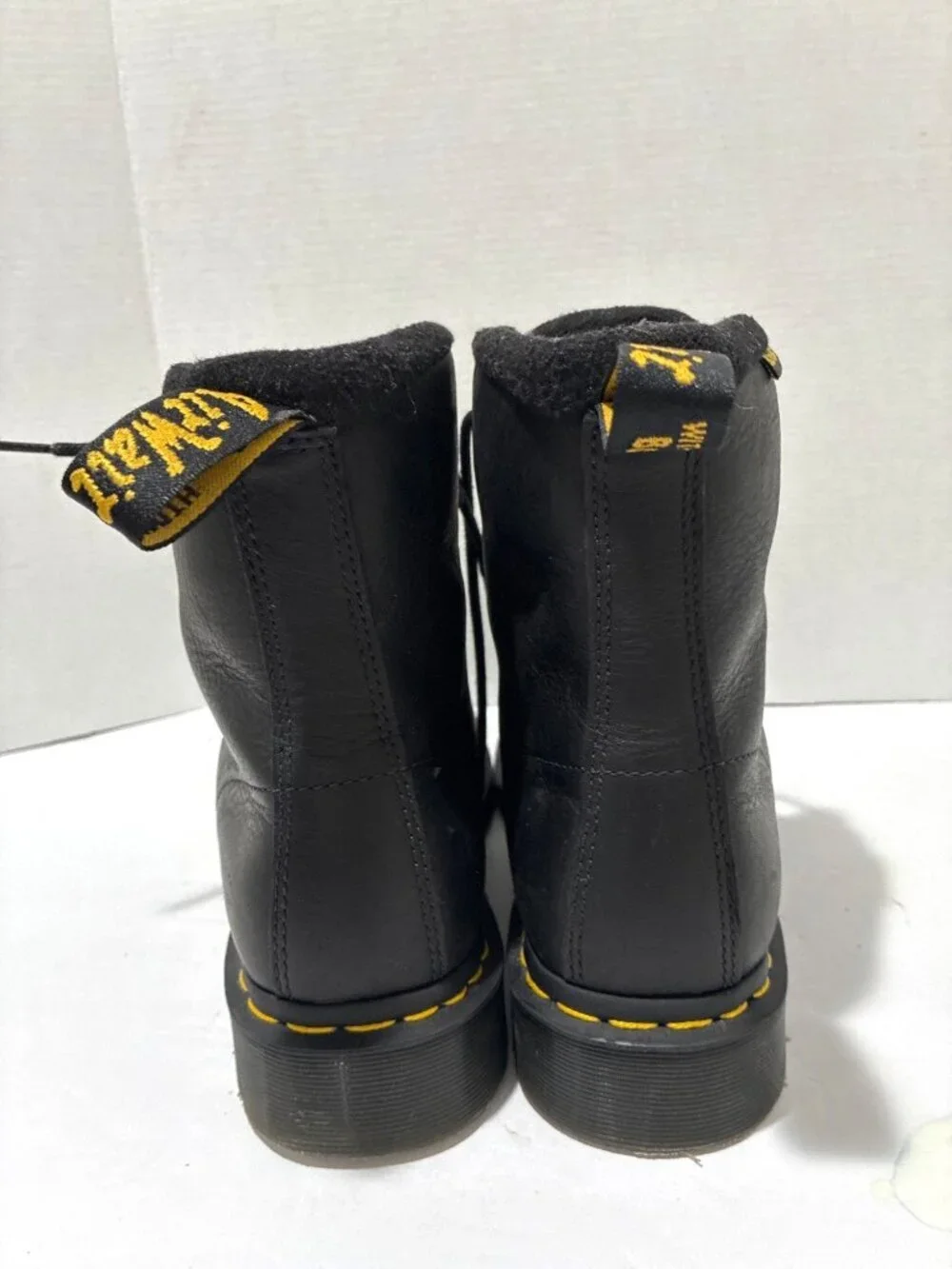 Dr. Martens 1460 Pascal WarmWair Black Leather Boots Mens 10 Womens 11